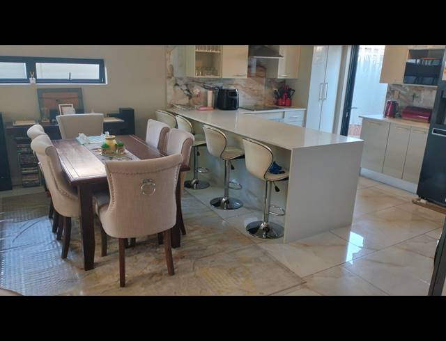 3 BEDROOM DUPLEX FOR SALE IN EQUESTRIA